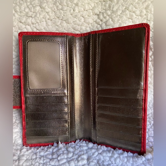 Red Fossil wallet - Picture 3 of 5
